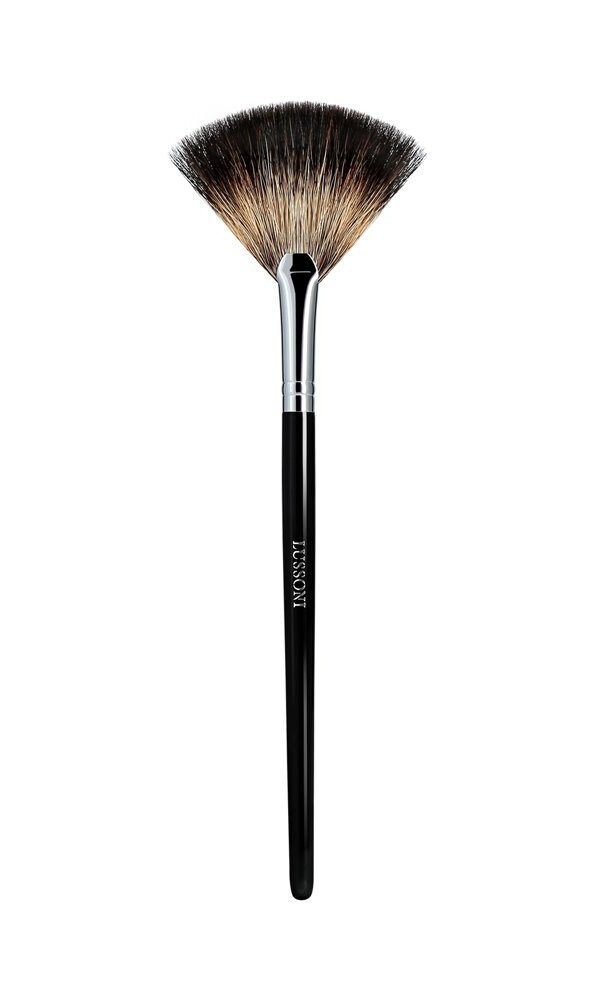 Lussoni Mu Pro 600 Fan Brush