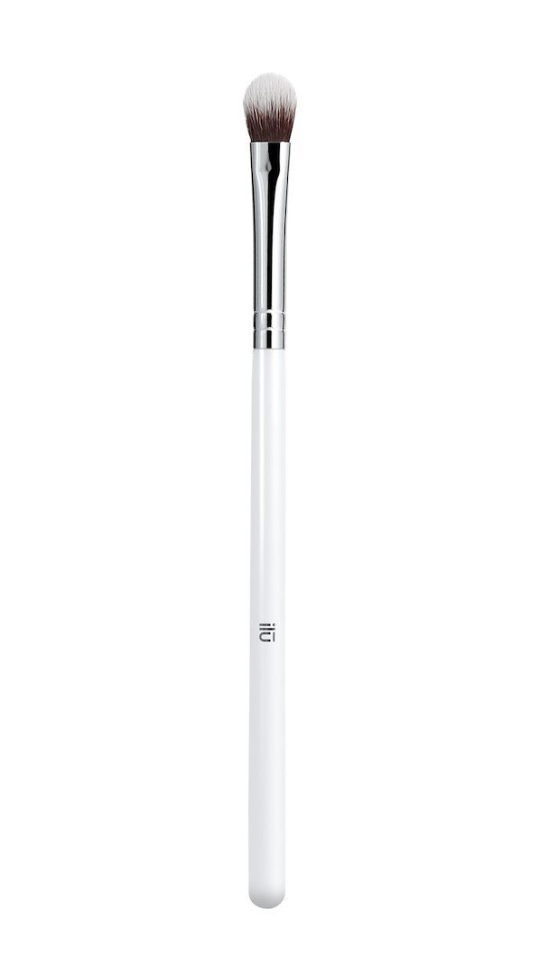 Ilu Mu 413 Medium Eyeshadow Brush Pet